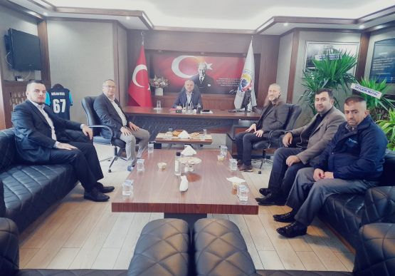 Yeniden Refah Partisi Kdz. Ereğli İlçe Başkanı Adem Çetinkaya ve Yönetimi oda Başkanımız Arslan Keleş'e ziyarette bulundu.