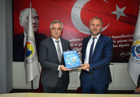 Müstakil Sanayici ve İşadamları Derneği (MÜSİAD) Başkanı Abdulkadir Çınar ve yönetimi, Oda Başkanımız Arslan Keleş ve Yönetimini ziyaret etti