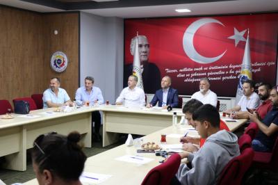 Zonguldak’ın Ereğli İlçesi Ticaret ve Sanayi Odası Yönetim Kurulu Başkanımız Arslan Keleş, basın toplantısı düzenleyerek, seçim startı verdiklerini duyurdu.